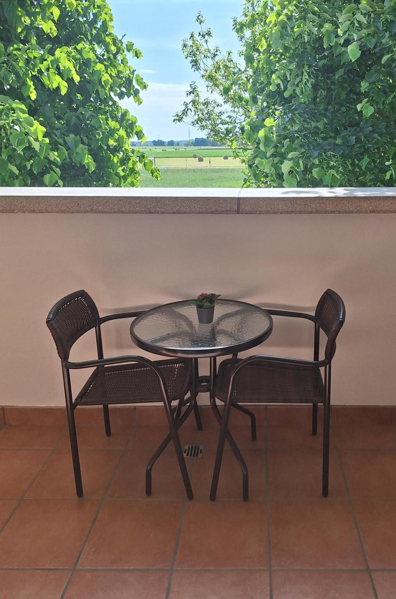 Bed & Breakfast Torrechiara Exterior photo